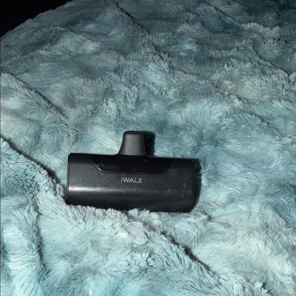 iWALK Black Portable Charger